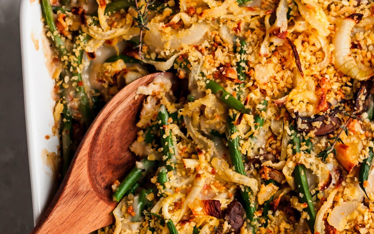 The Best Healthy Green Bean Casserole (no canned soup!)