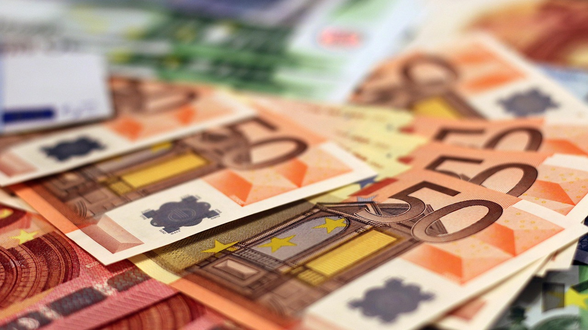 Medicxi raises €500m for fifth biotech fund