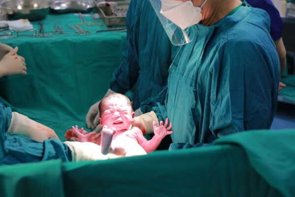 Resuscitation Increases Survival of Infants Born at 21 Weeks’ Gestation, Finds JAMA Study