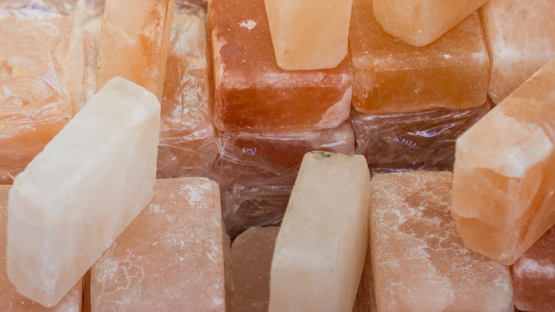 Himalayan Salt Stone Massage Benefits: What It Does and Why It Works