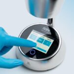 Could a simple handle change your cleanroom contamination risk?