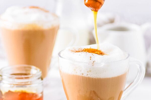 Oatmilk Honey Latte | The Picky Eater