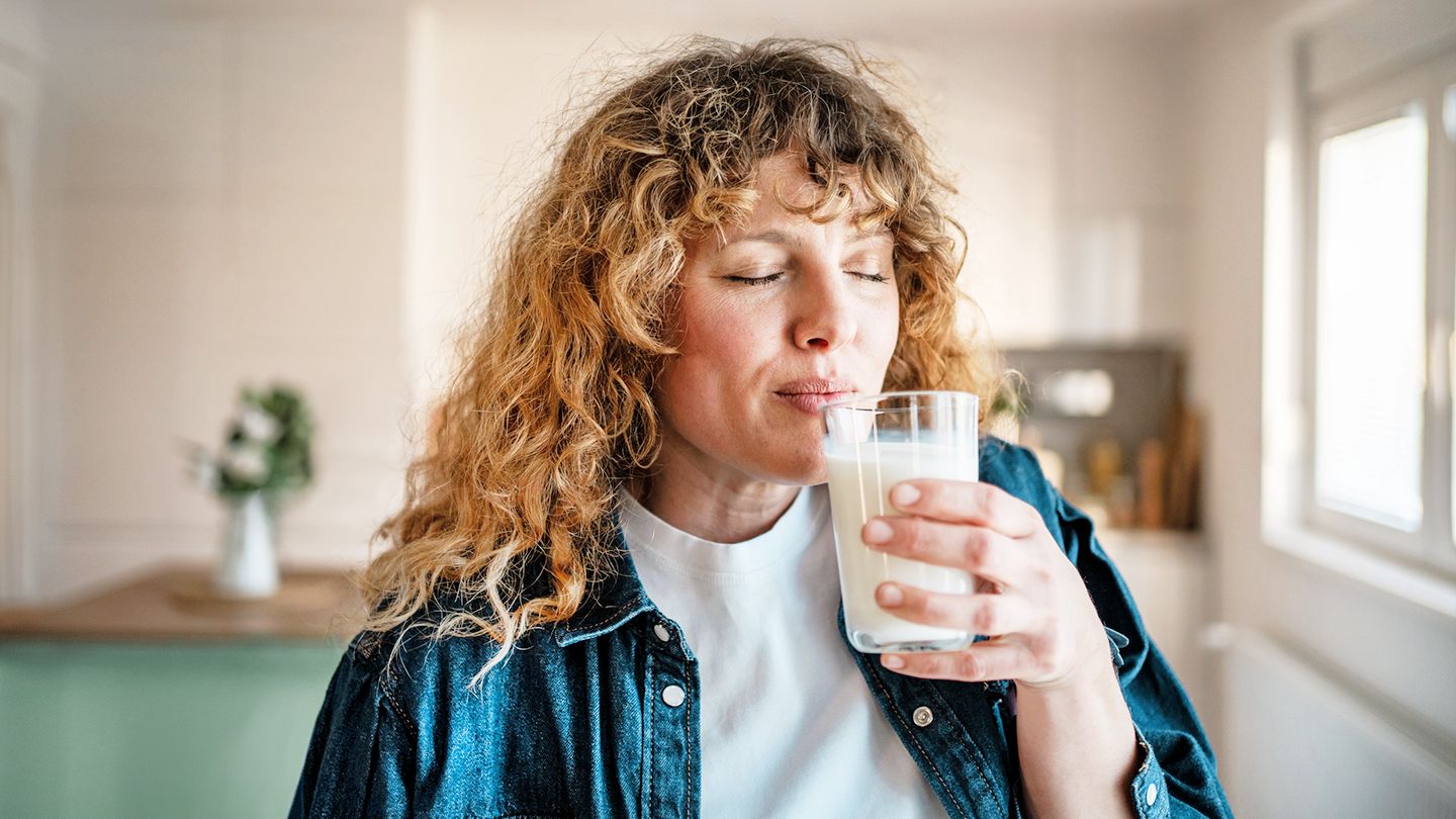 6 Ways to Neutralize Spicy Food in the Stomach and Settle Indigestion