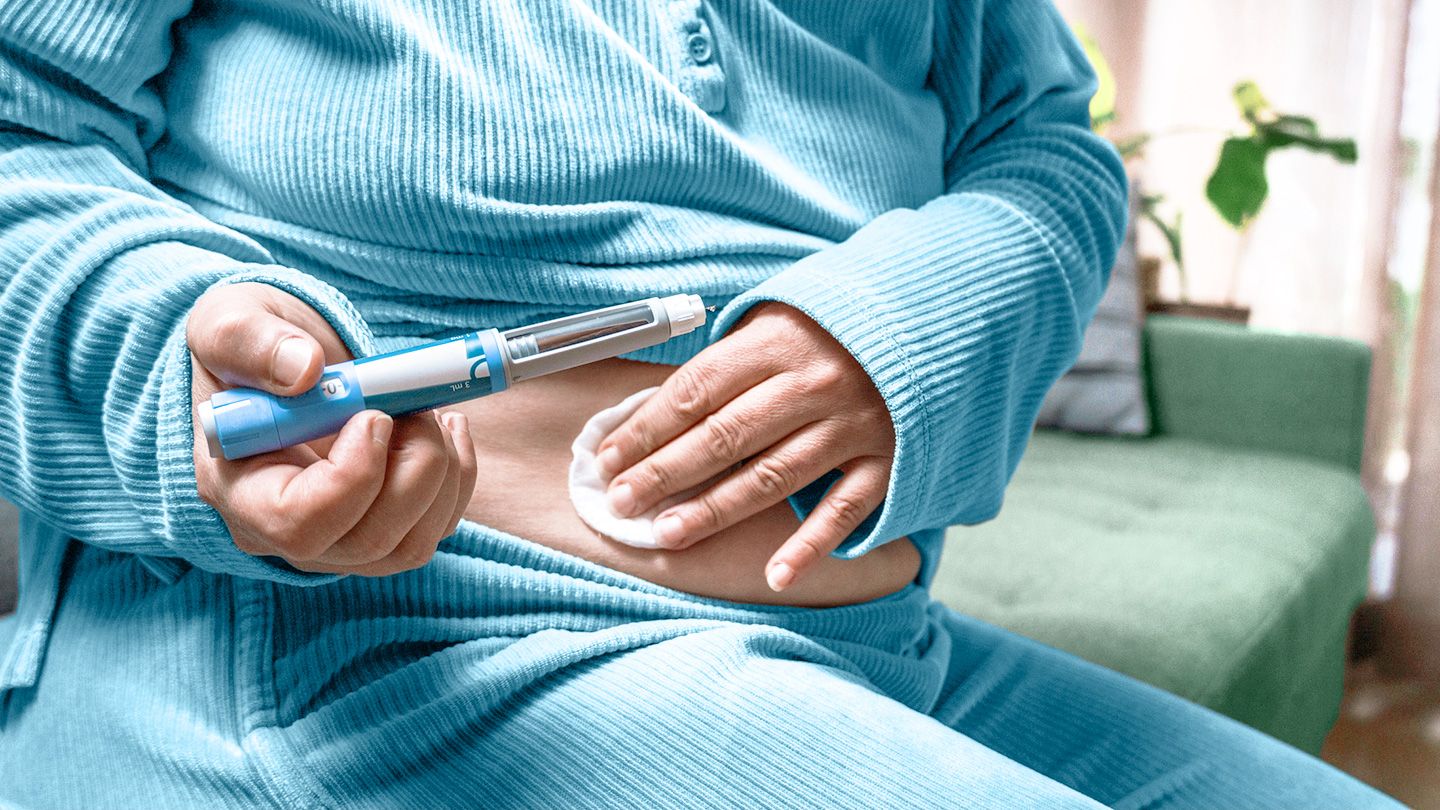 GLP-1s, Obesity, and Menopause: Benefits and Risks